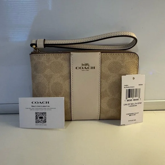 Coach - NWT - Beige and Cream Wristlet - Picture 3 of 4